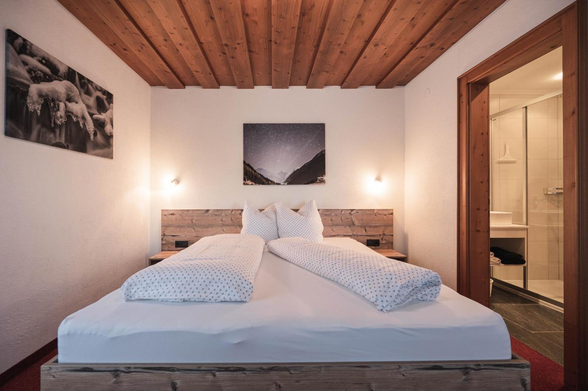 Garni Petter Hotel คัพเพิล ภายนอก รูปภาพ